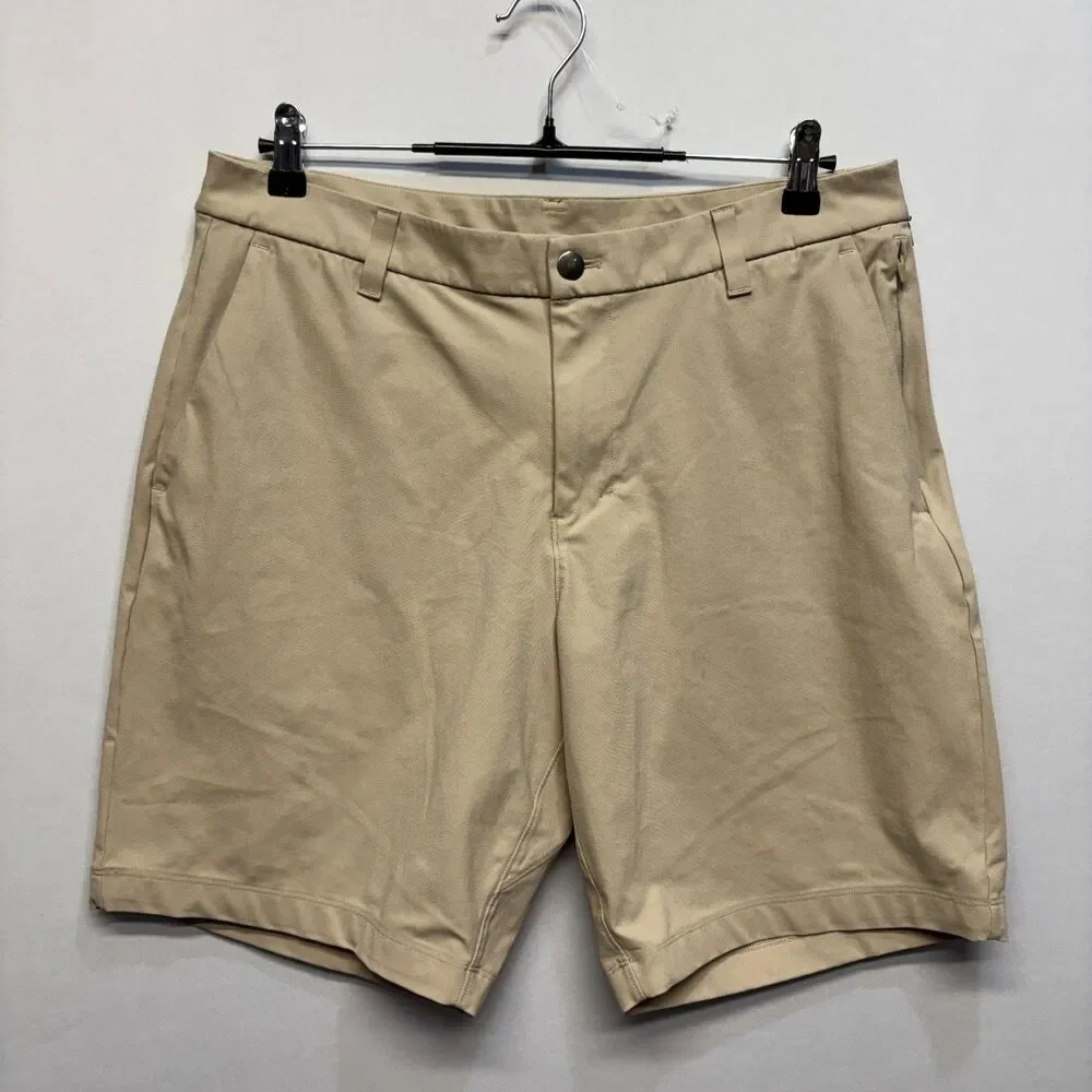 Lululemon Men ABC Shorts Classic Fit 9